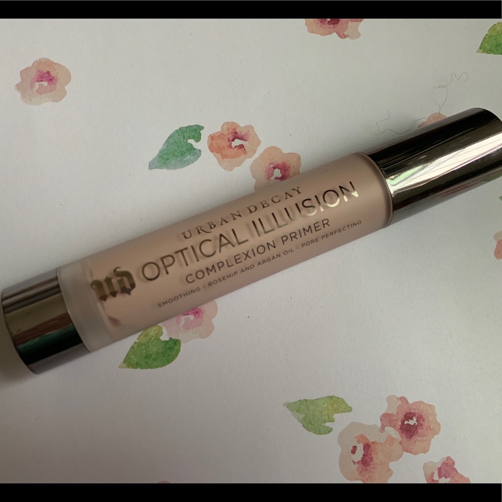 UD Optical Illusion primer - pore smoother